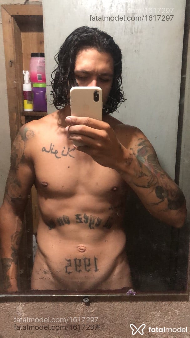 Acompanhante homem morena (o) de olhos castanhos em Porto Alegre - Matheus Rodrigues