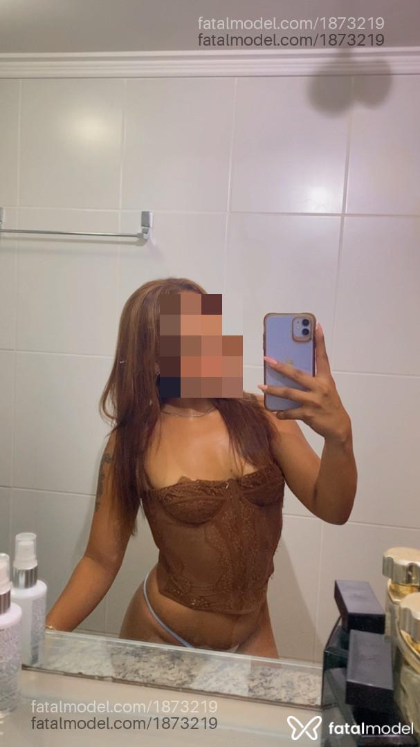 Acompanhante mulher ruiva (o) de olhos mel em Cuiabá - Mannuela