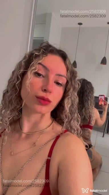 Acompanhante mulher loira (o) de olhos castanhos em São Paulo - Alice Ferraz
