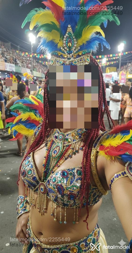 Acompanhante mulher morena (o) de olhos castanhos em Virtual - Geeh Gsts