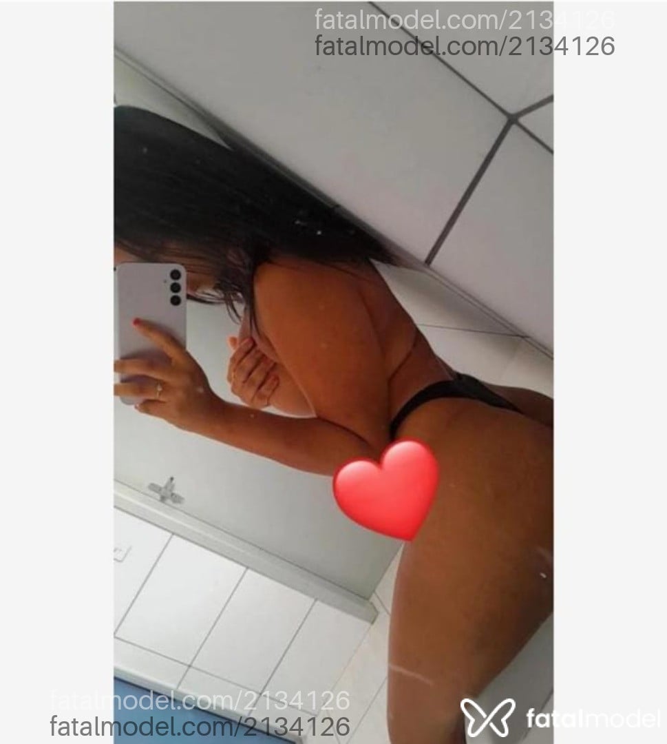 Acompanhante mulher morena (o) de olhos pretos em Campo Novo do Parecis - Grazy