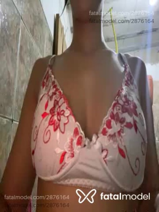 Acompanhante mulher morena (o) de olhos castanhos em Virtual - Catherine