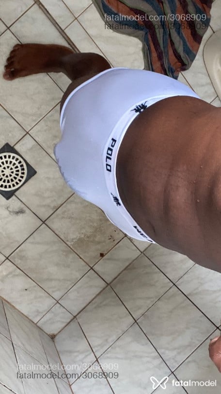 Acompanhante homem morena (o) de olhos pretos - Tiago Souza