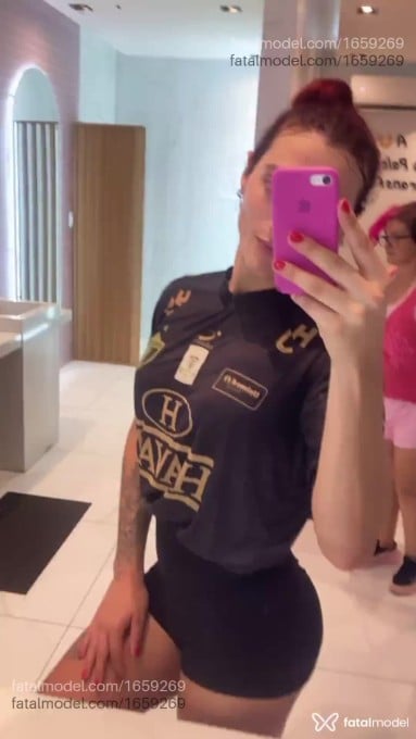 Acompanhante mulher trans loira (o) de olhos verdes em Brusque - Alexia