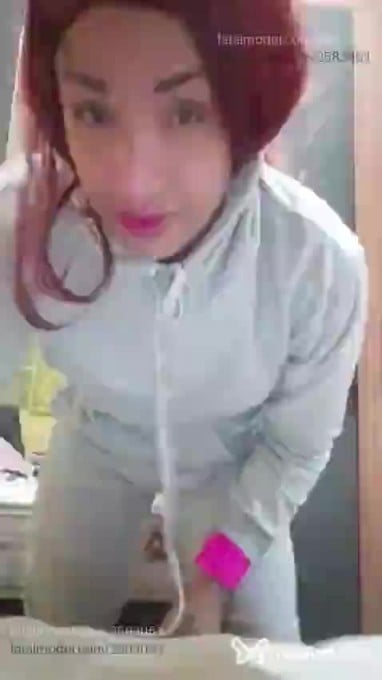 Acompanhante mulher trans com cabelo castanho de olhos pretos em Porto Alegre - Geovanna Fagundes