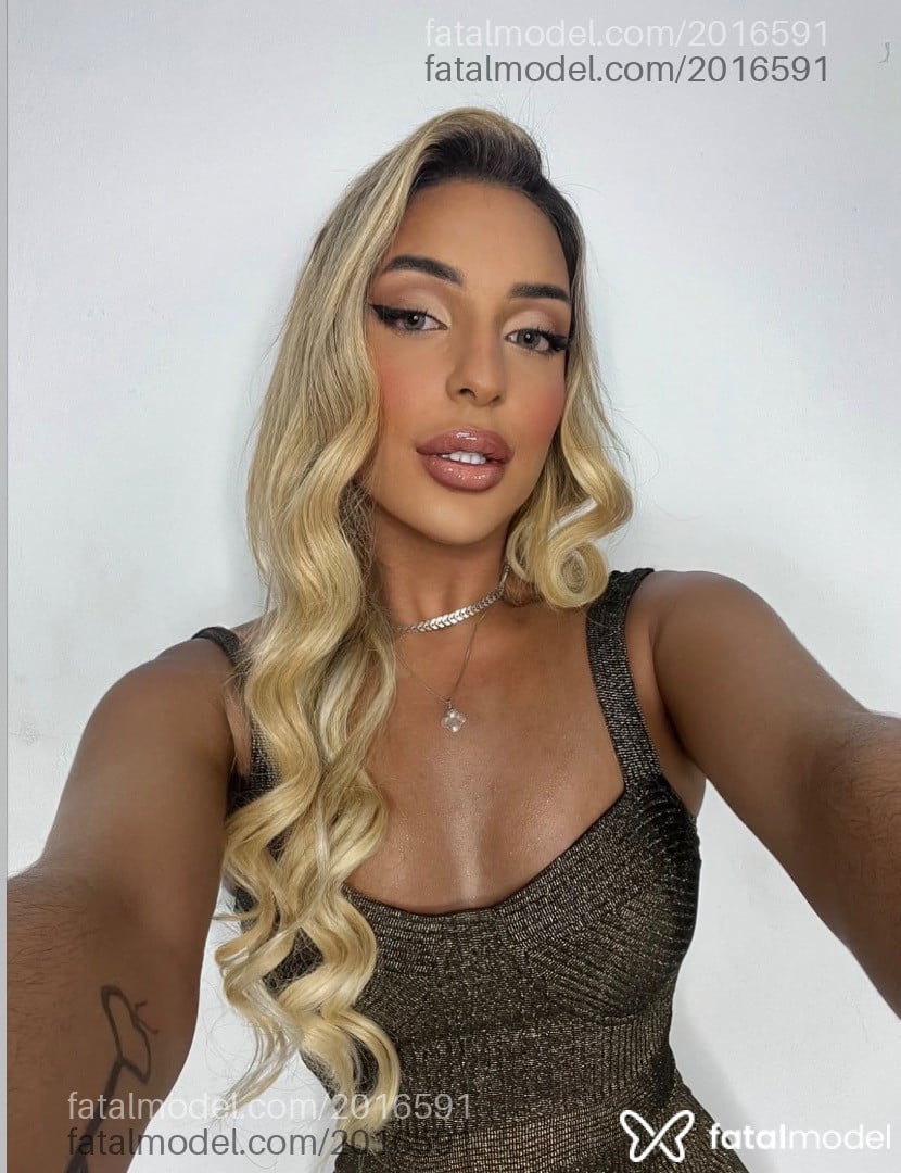 Acompanhante mulher trans loira (o) de olhos verdes em Rio de Janeiro - Cíntia Novaes