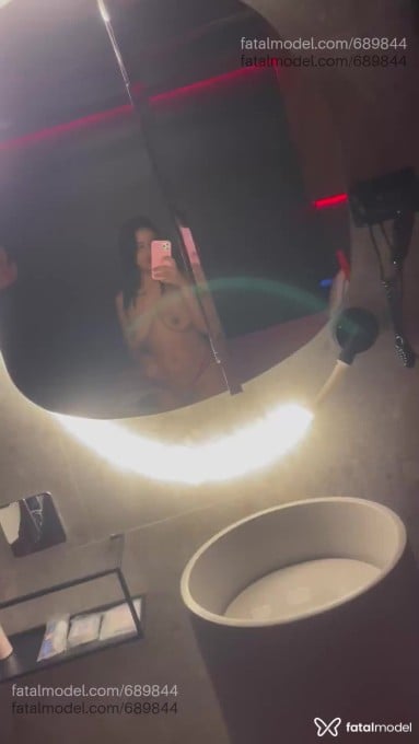Acompanhante mulher morena (o) de olhos pretos em Pitangueiras Acompanhante mulher morena (o) de olhos pretos em Pitangueiras - Natasha Montenegro