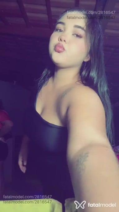 Acompanhante mulher com cabelo castanho de olhos castanhos em Xambioá - Heryca