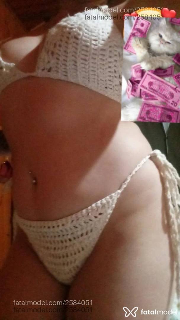 Acompanhante mulher com cabelo castanho de olhos mel em Itajaí - Vivi Dantas