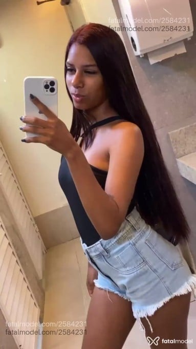 Acompanhante mulher com cabelo castanho de olhos pretos em Cachoeiro de Itapemirim - Lane Ferreira