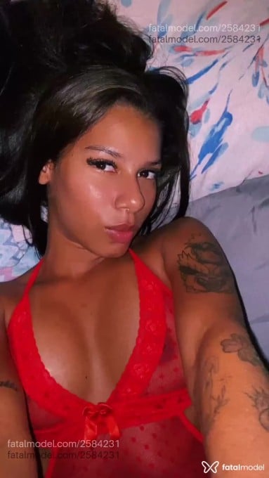 Acompanhante mulher com cabelo castanho de olhos pretos em Cachoeiro de Itapemirim - Lane Ferreira