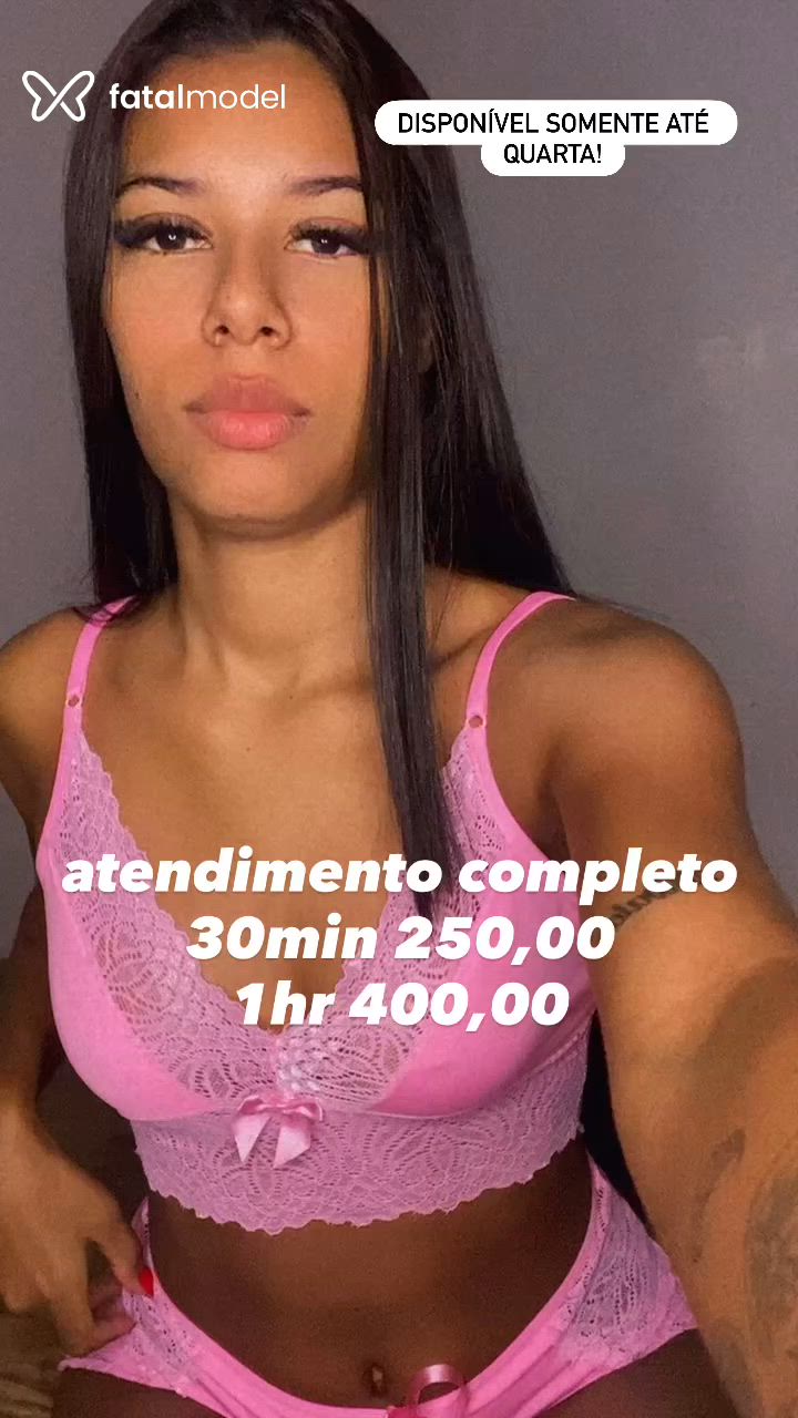 Acompanhante mulher com cabelo castanho de olhos pretos - Lane Ferreira