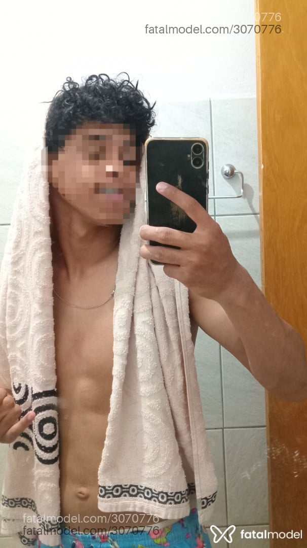 Acompanhante homem morena (o) de olhos castanhos em Goiânia - Gabriel