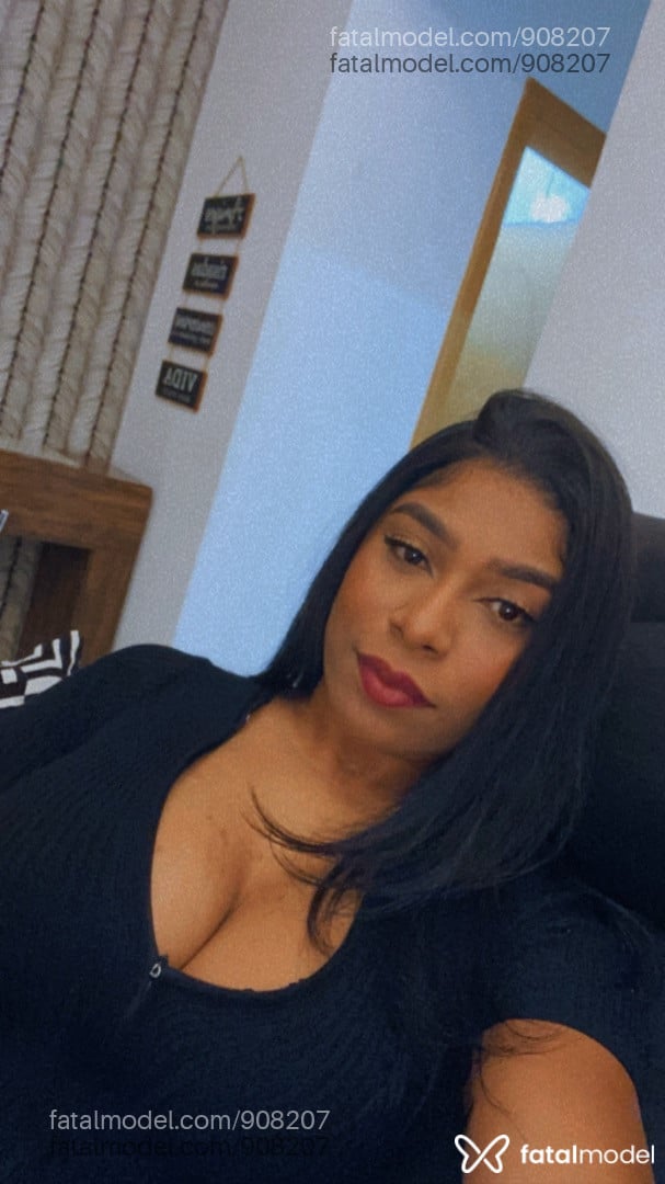 Acompanhante mulher morena (o) de olhos pretos em Curitiba - Gabi Medeiros