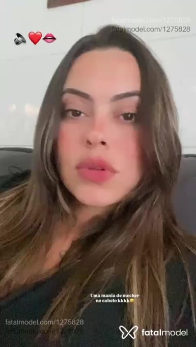 Acompanhante mulher loira (o) de olhos castanhos em São Sebastião - Jhully bahianinha