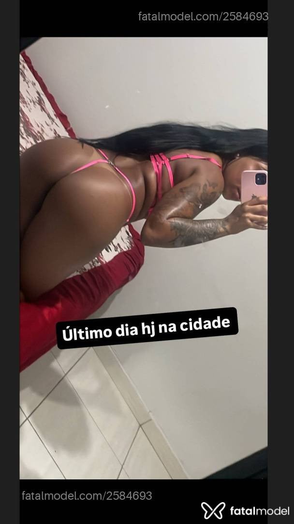 Acompanhante mulher com cabelo castanho de olhos castanhos - Thalytinha