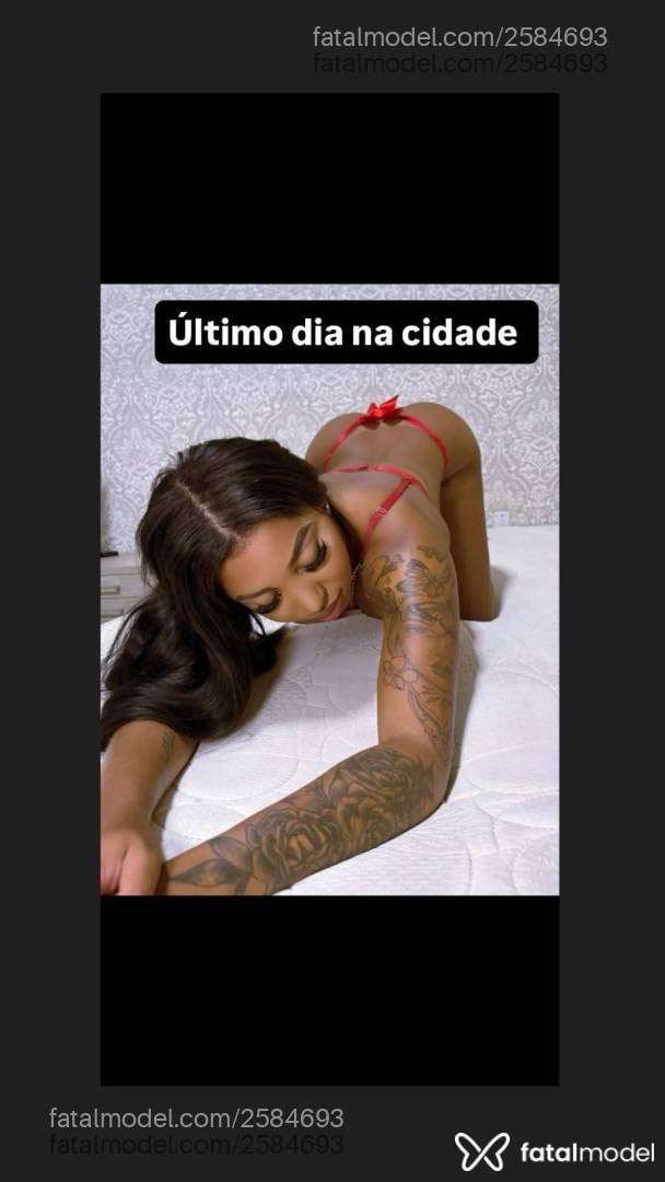 Acompanhante mulher com cabelo castanho de olhos castanhos - Thalytinha
