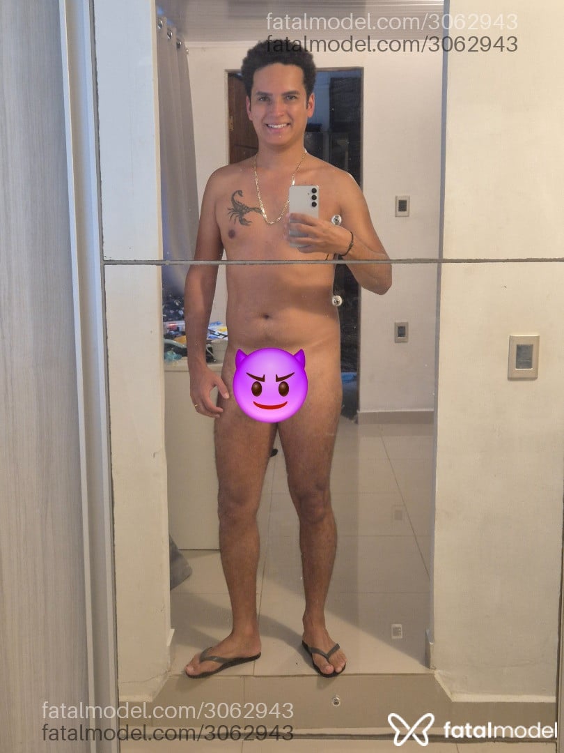 Acompanhante homem morena (o) de olhos castanhos em Curitiba - Leo Borges
