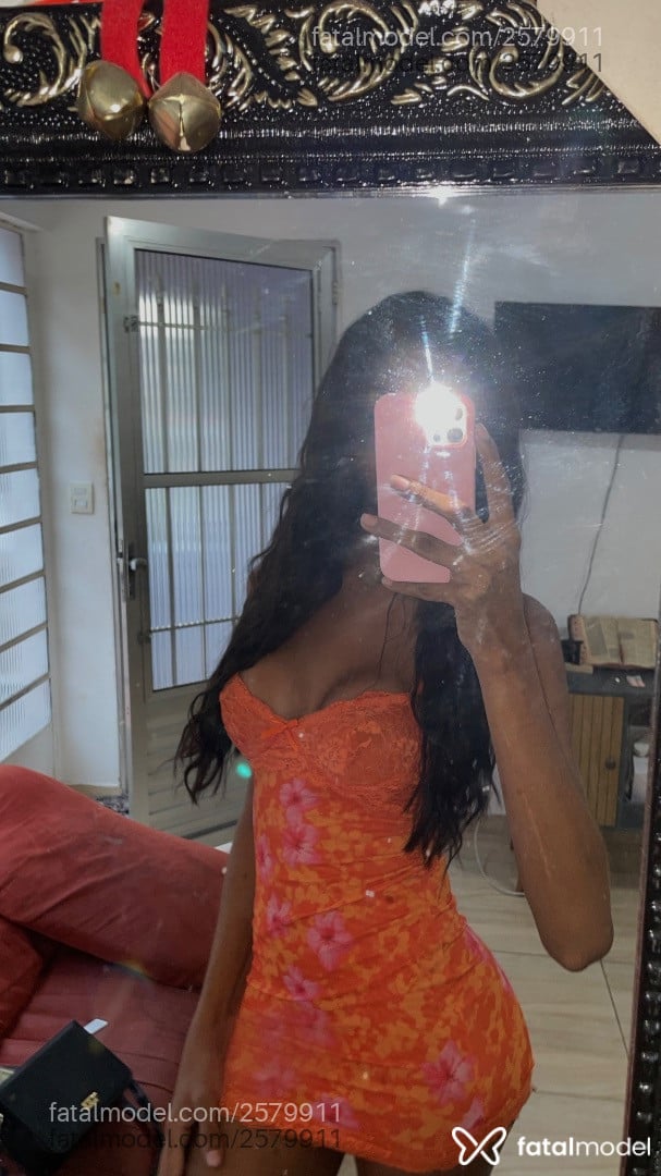 Acompanhante mulher trans morena (o) de olhos pretos em Belo Horizonte - Júlia