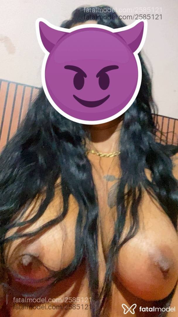 Acompanhante mulher morena (o) de olhos castanhos em Petrópolis - Indiaa