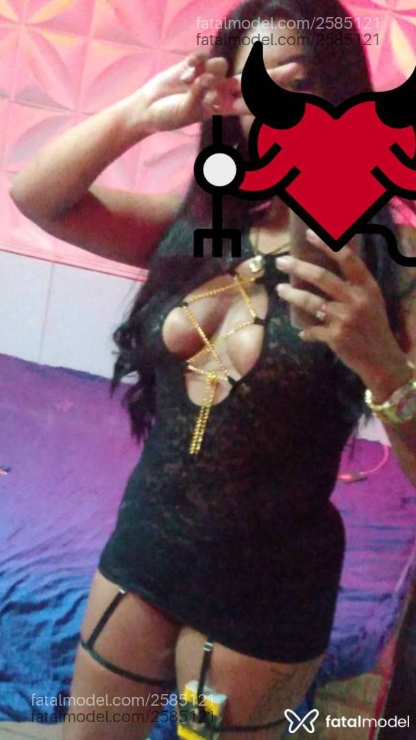 Acompanhante mulher morena (o) de olhos castanhos em Petrópolis - Indiaa