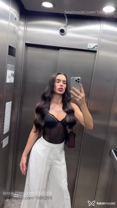Acompanhante mulher trans loira (o) de olhos castanhos em Londrina Acompanhante mulher trans loira (o) de olhos castanhos em Londrina - Daniely Fernandes