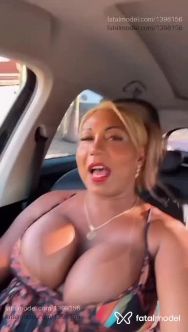 Acompanhante travesti loira (o) de olhos castanhos em Rio Verde Acompanhante travesti loira (o) de olhos castanhos em Rio Verde - NANDINHA