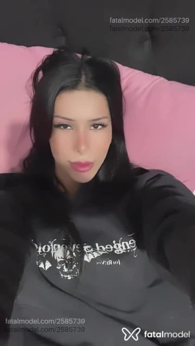 Acompanhante mulher trans morena (o) de olhos castanhos em São Paulo - Beatriz Dilf