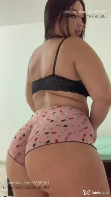 Acompanhante mulher com cabelo castanho de olhos castanhos em Ribeirão Preto - Laura Santos