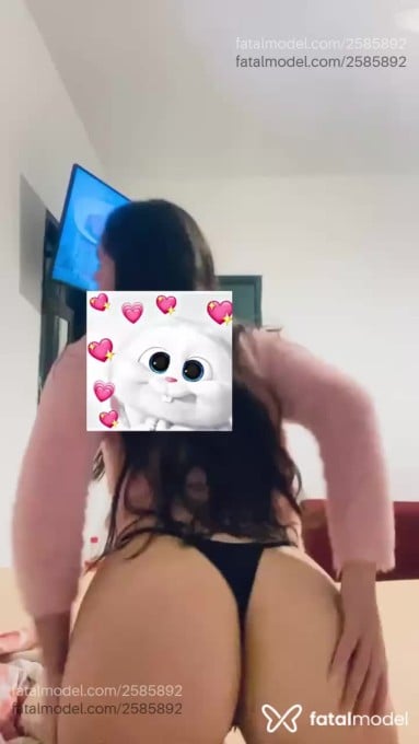 Acompanhante mulher com cabelo castanho de olhos castanhos em Porto Alegre - Mia Lopez