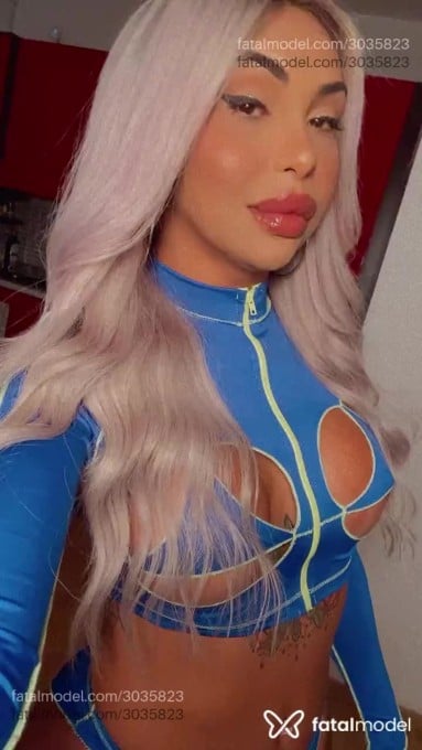 Acompanhante mulher trans com cabelo castanho de olhos castanhos em Carapicuíba Acompanhante mulher trans com cabelo castanho de olhos castanhos em Carapicuíba - Haycka Pornostar