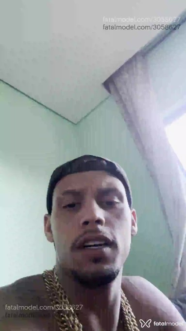 Acompanhante homem morena (o) de olhos pretos em Virtual - Juliano
