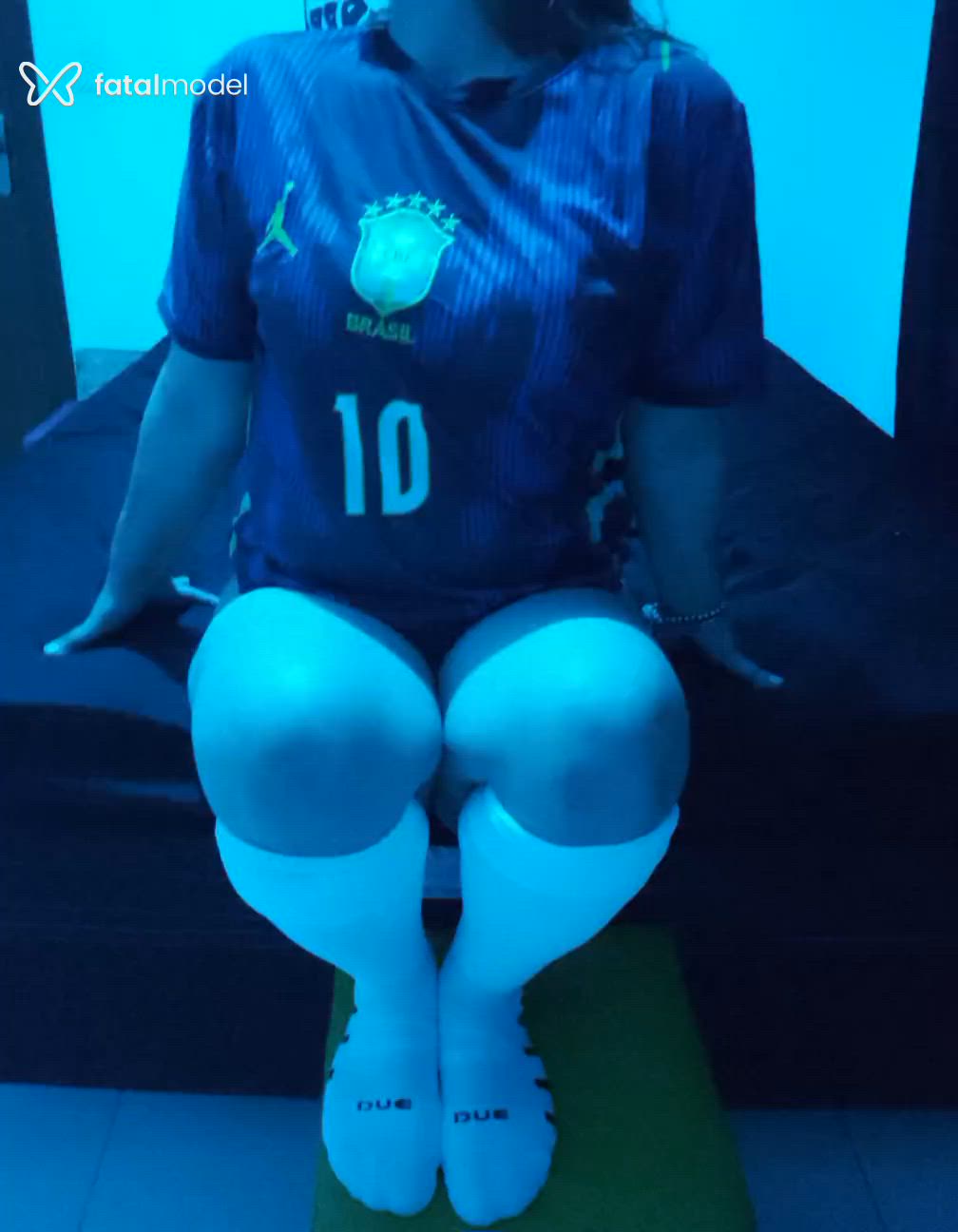Acompanhante mulher com cabelo castanho de olhos verdes em Bagé Acompanhante mulher com cabelo castanho de olhos verdes em Bagé - Paloma