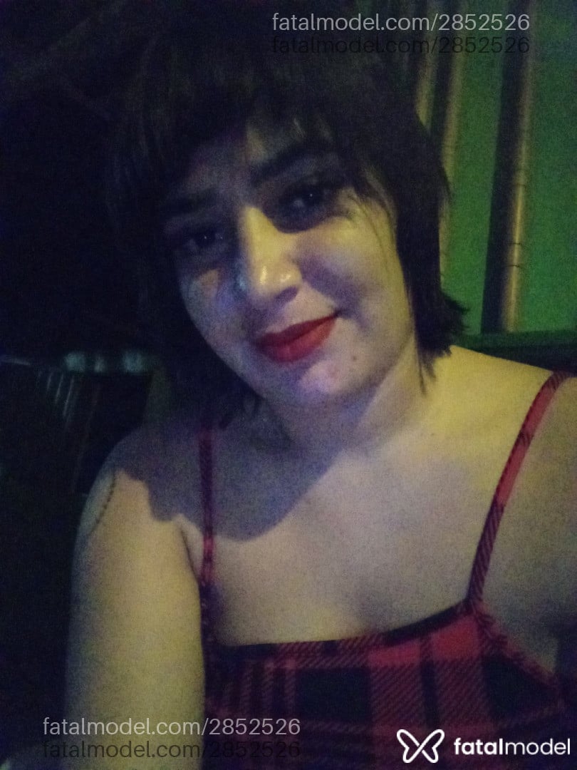 Acompanhante mulher morena (o) de olhos pretos em Porteirão - Pimentinhacris