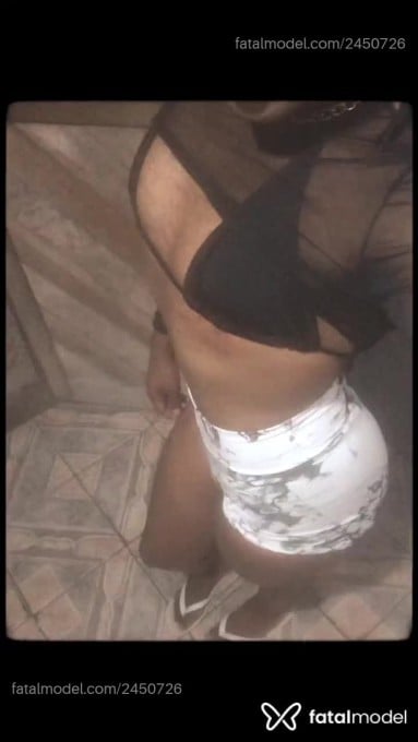 Acompanhante mulher trans morena (o) de olhos pretos em Balneário Camboriú - Mirela Santos