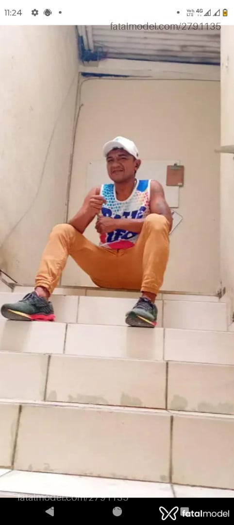 Acompanhante homem morena (o) de olhos castanhos em Pouso Alegre Acompanhante homem morena (o) de olhos castanhos em Pouso Alegre - Victor