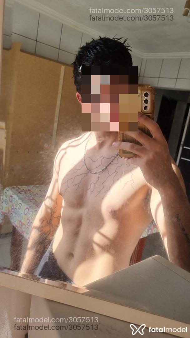 Acompanhante homem morena (o) de olhos castanhos em Sorocaba - Henry