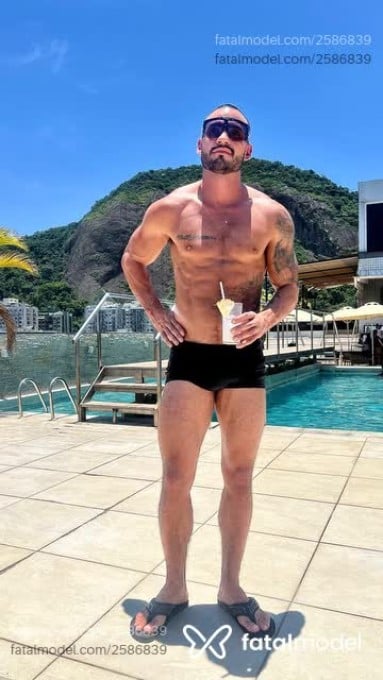 Acompanhante homem morena (o) de olhos pretos em Rio de Janeiro - Daniel Vaz