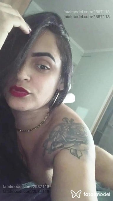 Acompanhante mulher com cabelo castanho de olhos pretos em São Paulo - Emanuelle
