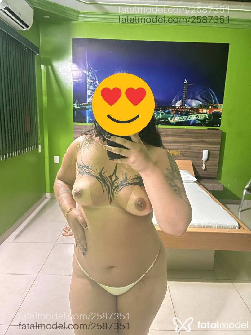 Acompanhante mulher morena (o) de olhos castanhos - Mel