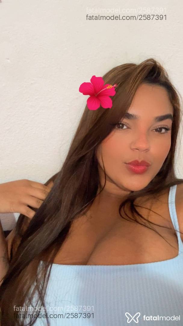 Acompanhante mulher morena (o) de olhos castanhos - Carool