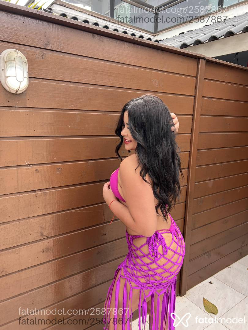 Acompanhante mulher morena (o) de olhos pretos em Balneário Camboriú - Kaka Silva