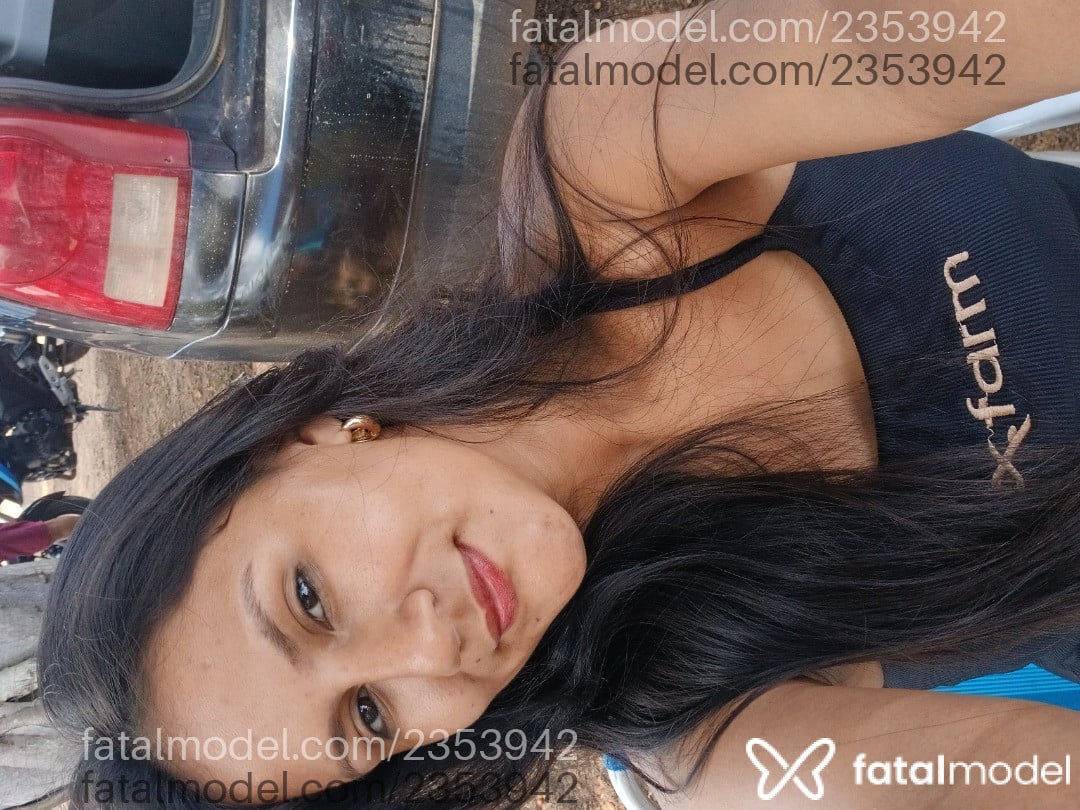 Acompanhante mulher morena (o) de olhos pretos - Bruna Acompanhante mulher morena (o) de olhos pretos - Bruna