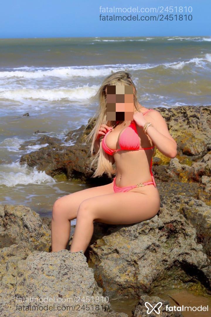 Acompanhante mulher loira (o) de olhos castanhos em Fortaleza Acompanhante mulher loira (o) de olhos castanhos em Fortaleza - Sofia Martins