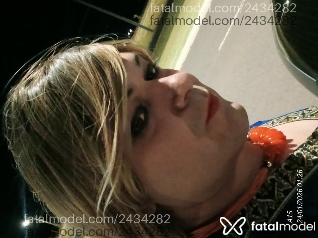 Acompanhante mulher trans com cabelo castanho de olhos castanhos em Birigui - Nathely Tedesco
