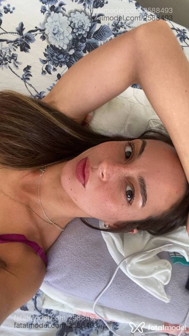 Acompanhante mulher com cabelo castanho de olhos castanhos - Maisa Leme