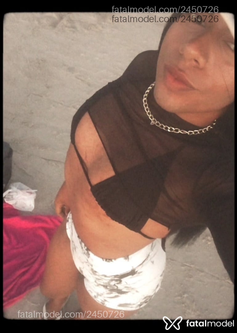 Acompanhante mulher trans morena (o) de olhos pretos em Balneário Camboriú - Mirela Santos