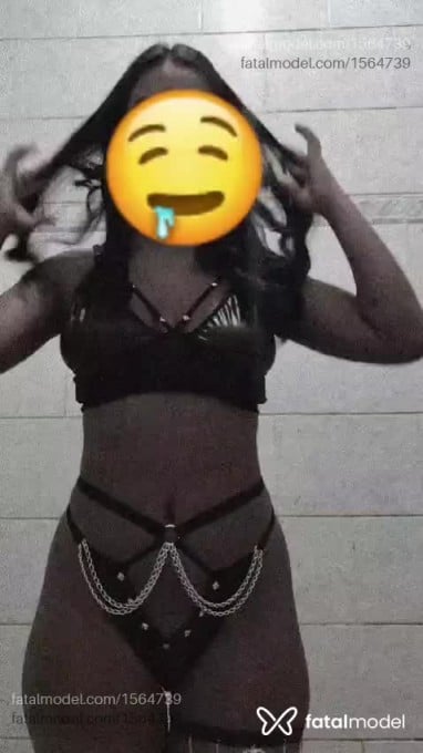 Acompanhante mulher morena (o) de olhos pretos em Ariquemes Acompanhante mulher morena (o) de olhos pretos em Ariquemes - Maysa may