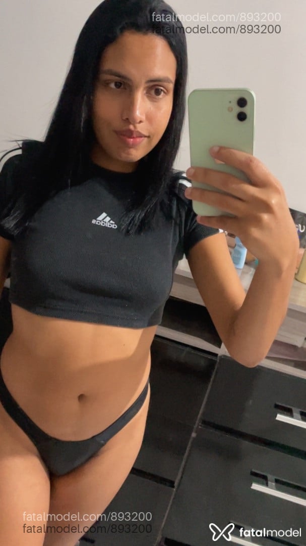 Acompanhante mulher trans morena (o) de olhos pretos em Rio Claro - Maria Julia
