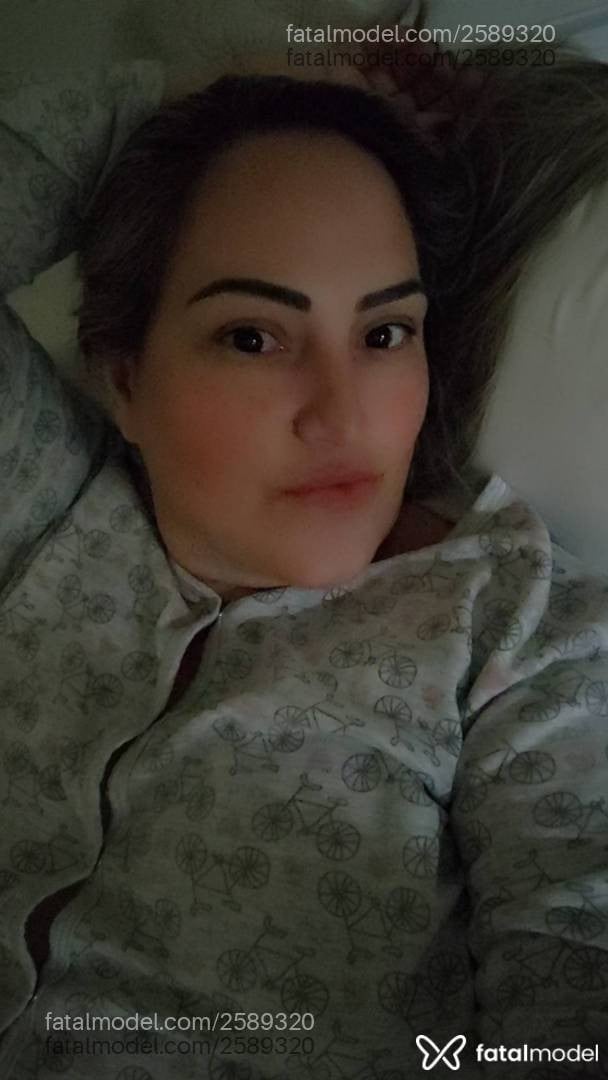 Acompanhante mulher loira (o) de olhos castanhos em Ponta Grossa - Juliana
